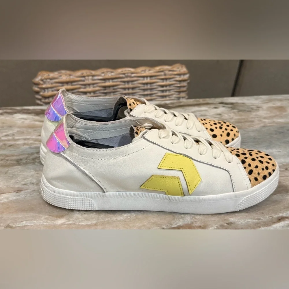 Women’s DOLCE VITA Zaga Leopard Calf Hair Leather Sneakers- Size 9.5